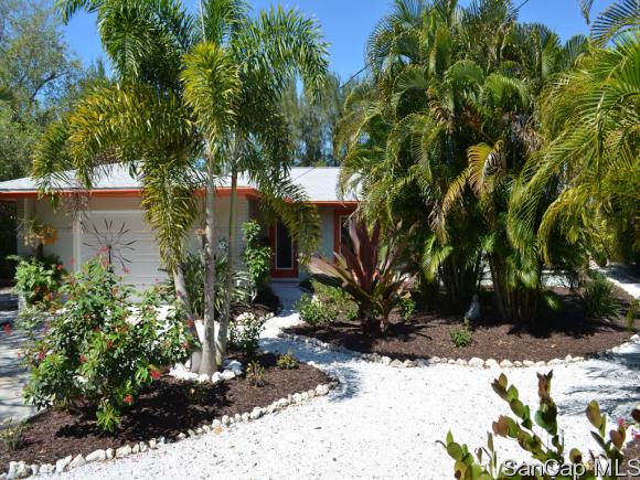 If you’re looking for a smaller and cozier option of Sanibel Island, this is a property you will want to make sure to take a look at. With two bedrooms and two bathrooms, this charming home is located at 1805 Ibis Lane.